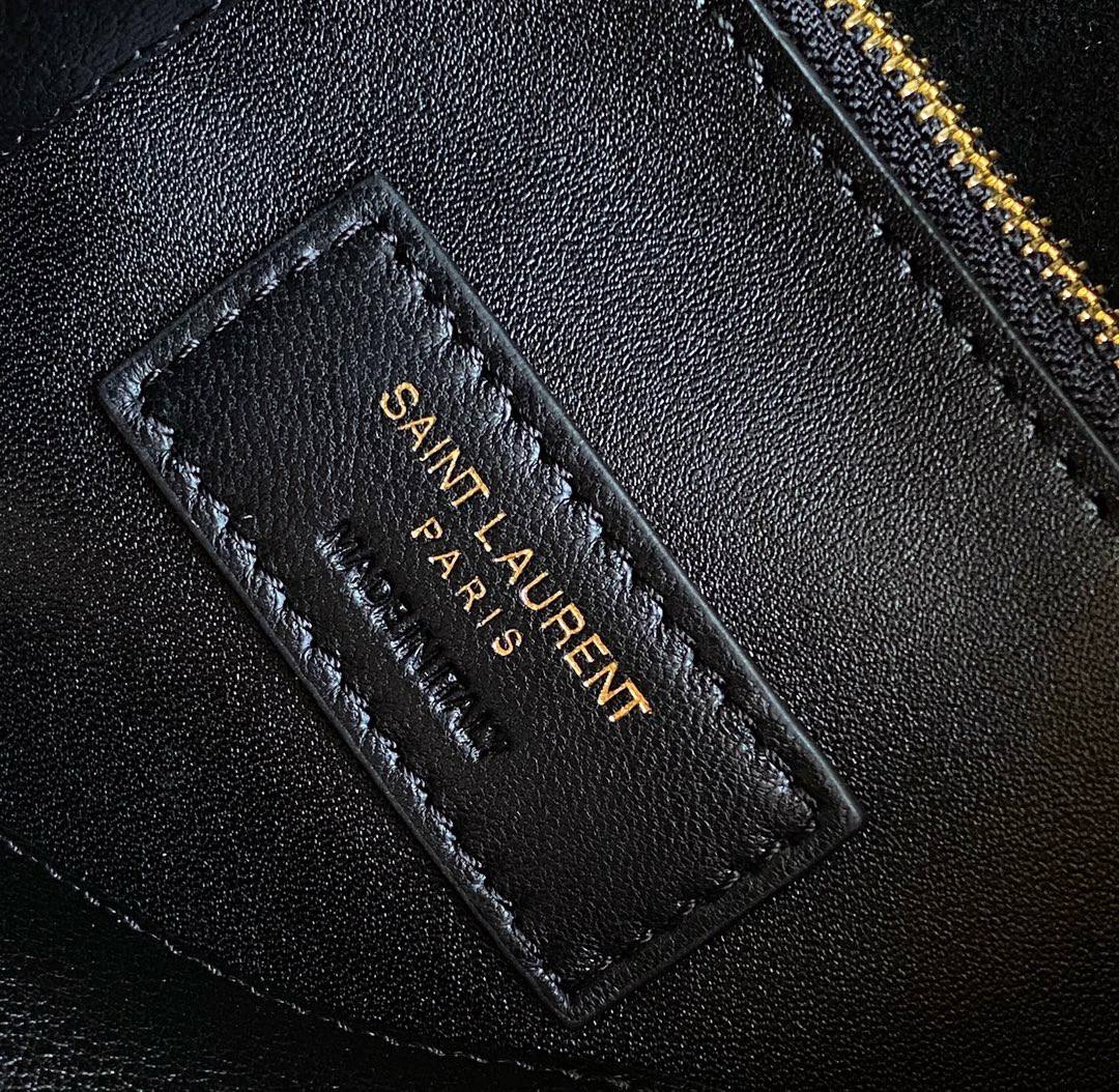 Bolso flexible large de piel granulada - Image 8