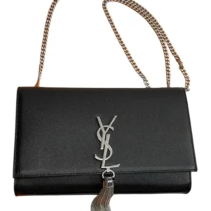 Bolso con cadena plata