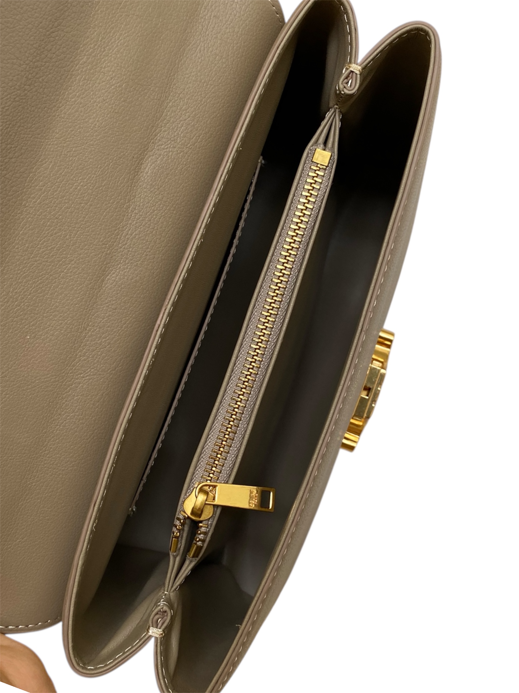 Nino textura granulada mediano - Image 7